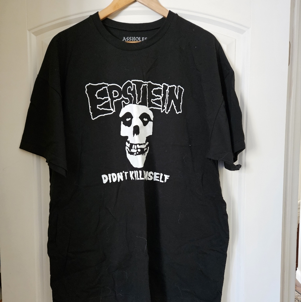 NWOT Assholes Live Forever Tshirt XXL